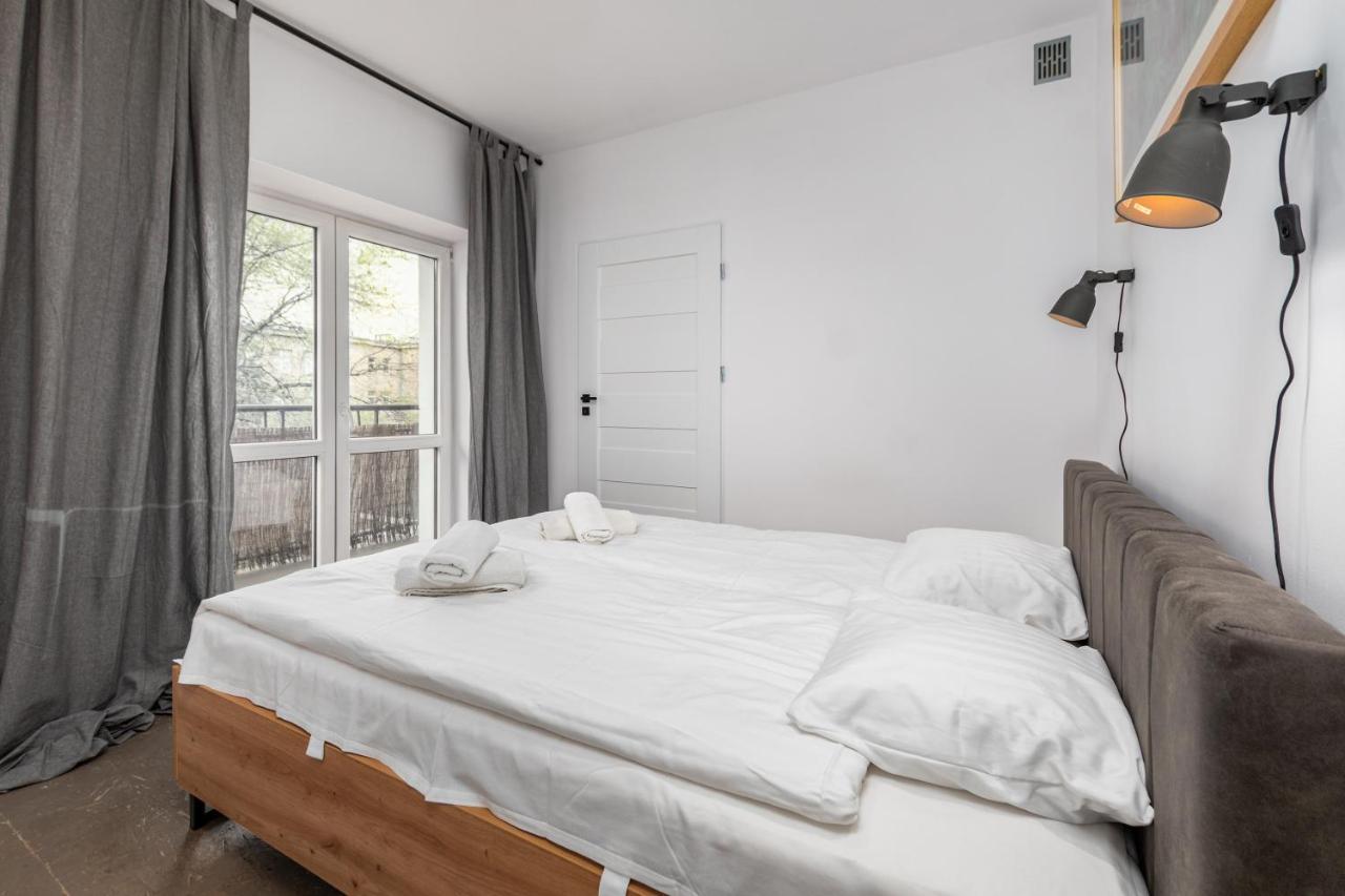 Bialobrzeska 30 By Homeprime Warsaw Ngoại thất bức ảnh